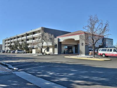 Ramada By Wyndham Midtown Hotel Albuquerque