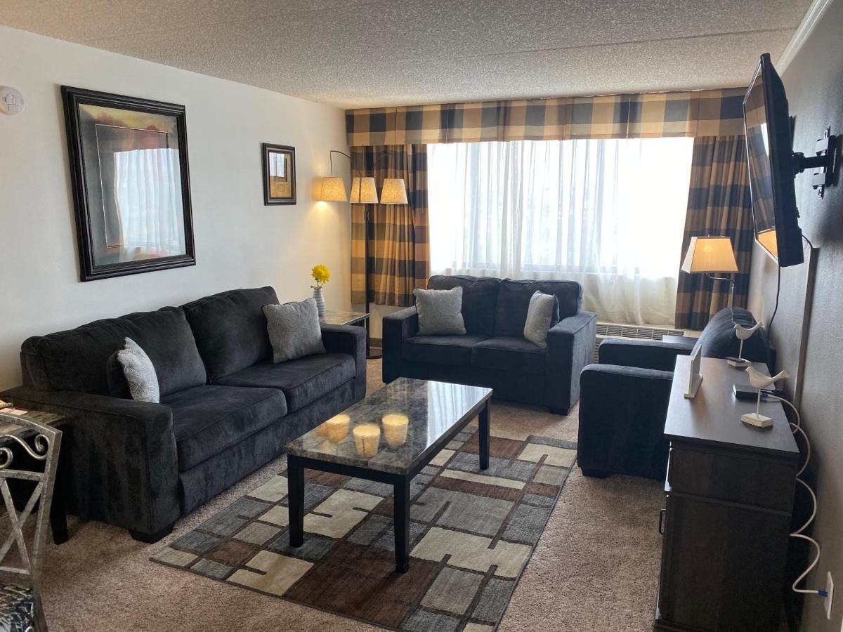 Hotel Ramada By Wyndham Midtown 4*