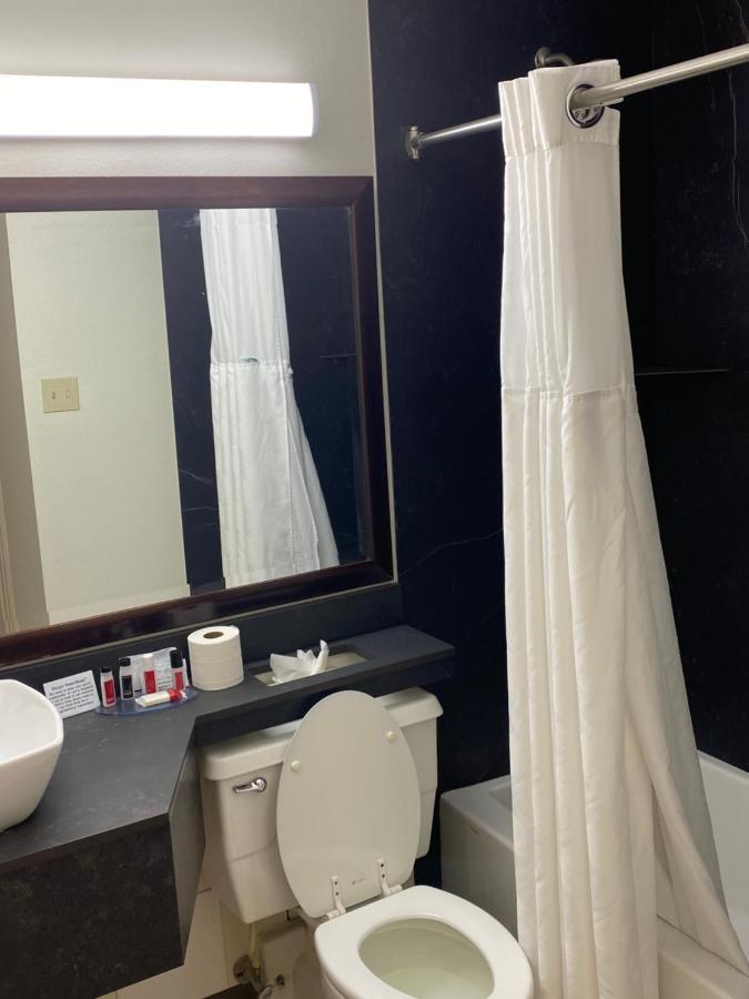 Ramada By Wyndham Midtown Albuquerque